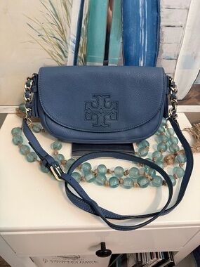 Tory Burch periwinkle blue Leather Logo Crossbody with silver Chain